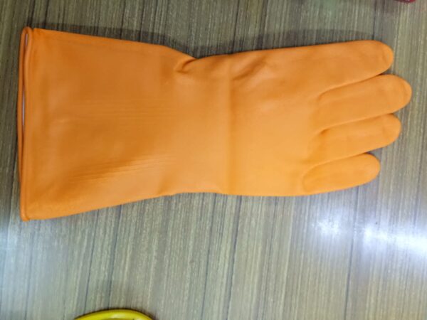 Industrial Rubber Gloves - Image 2